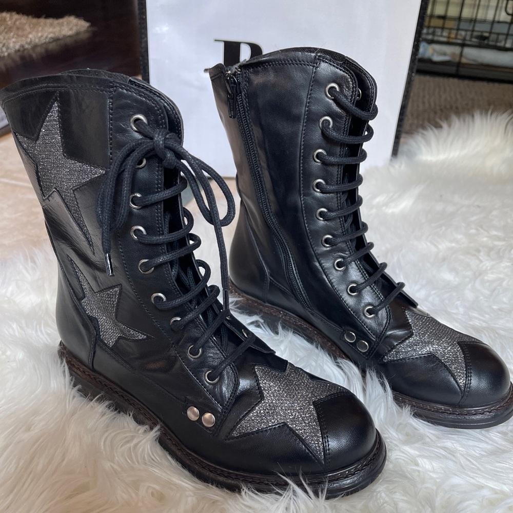 B2 Designer black leather star boots EU 37  US Size 6.5